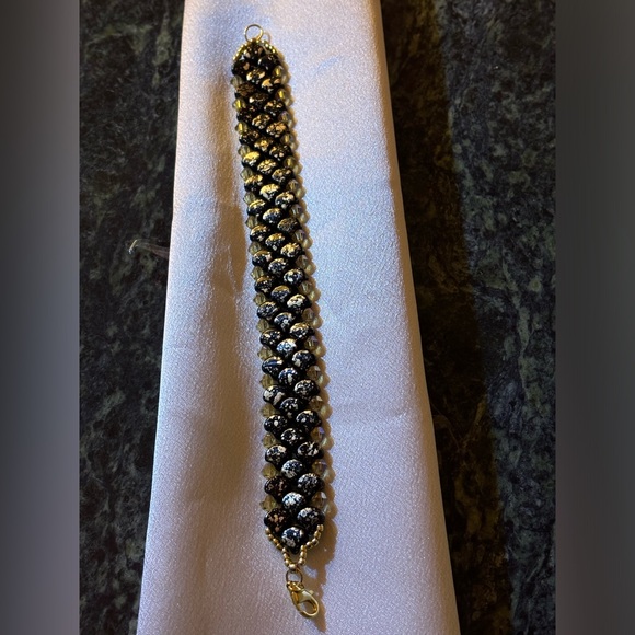 Hand crafted mermaid bracelet black gold gingko beads & bicones 7-71/2 inches - Picture 4 of 7